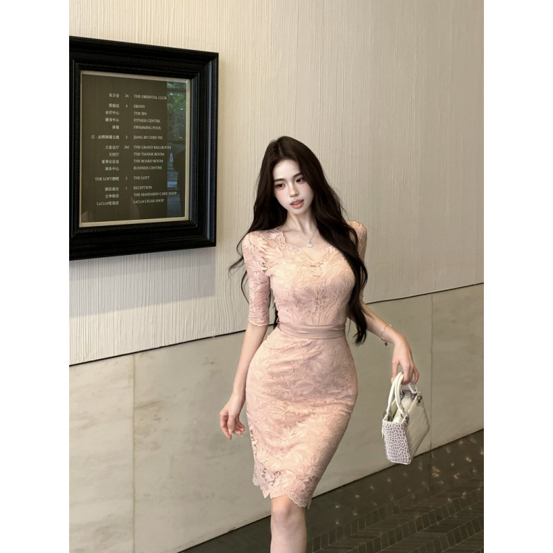 Xindaの柔らかな体型/とても繊細で優しく体型を引き立てるオーダーメイドのレースドレス|undefined