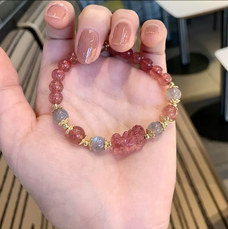 倾尽年华水晶草莓晶貔貅手链女本命年红手绳编织礼物闺蜜手工