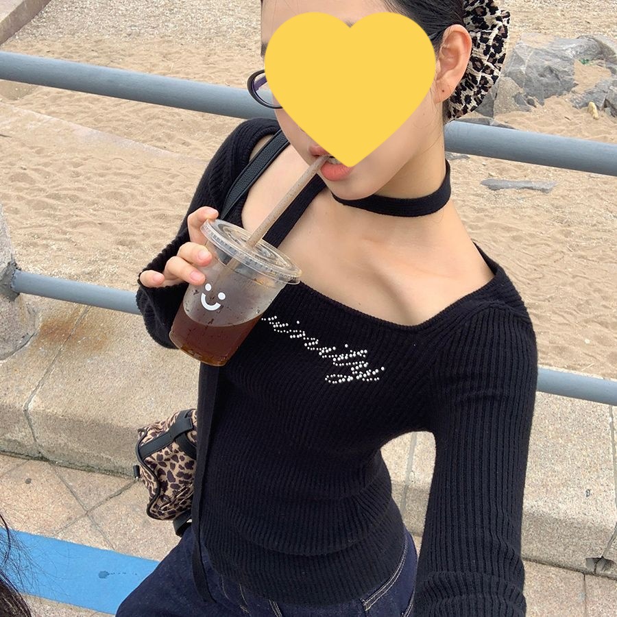 美式辣妹风烫钻字母长袖T恤女秋冬慵懒感修身显瘦打底衫上衣