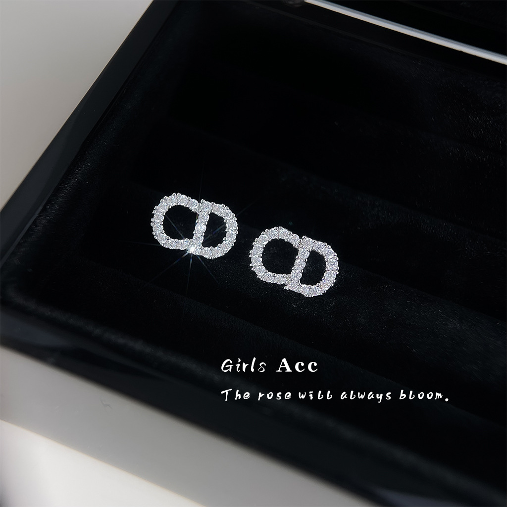 156565-恢复的_0016_耳语场景新水印 拷贝 17.