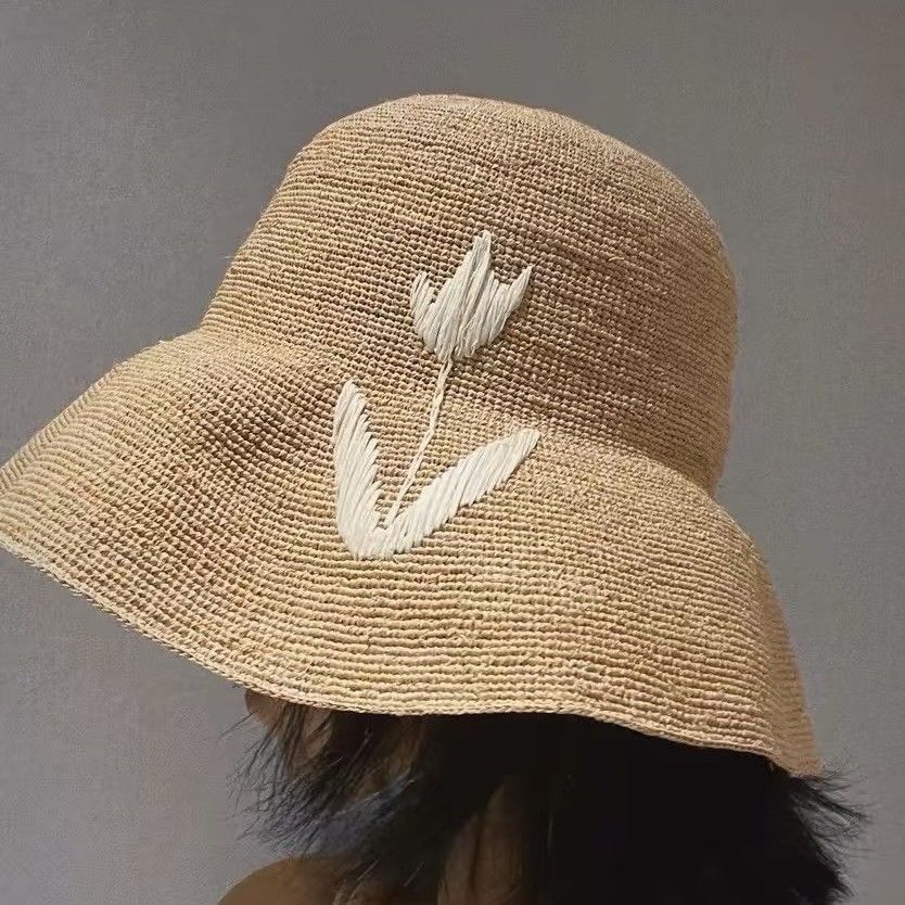 French Style Raffia Hand-Woven Tulip Straw Hat For Women, Summer Beach Vacation Sun Hat With Wide Brim - Thumbnail 4