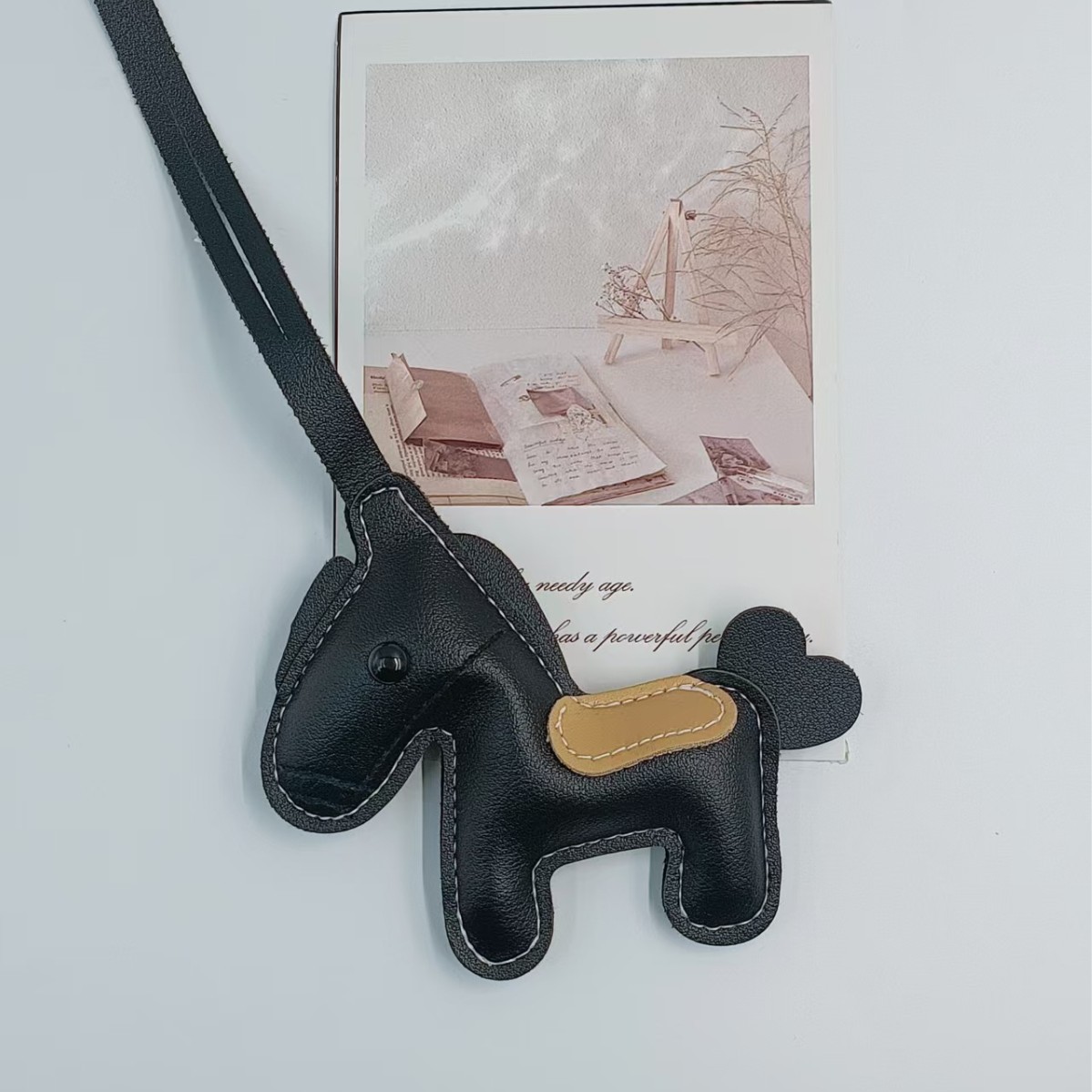 Transfronterizos pu cuero pony colgantes bolsos de bolsa pony lindo correa tendencia llaveros de automóviles bolsa colgante al por mayor