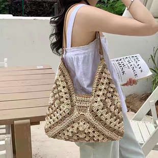Factory wholesale large capacity grandmother lattice woven bag women's new summer shoulder hollow straw woven beach bag