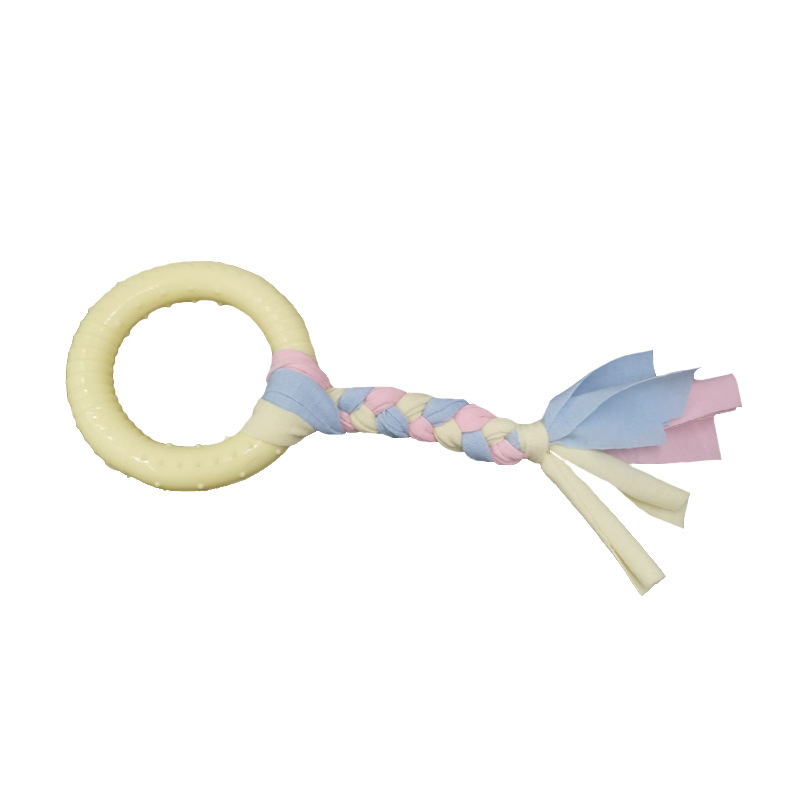 Fábrica al por mayor TPR juguetes para gatos y perros anillo resistente a los mordiscos tira de tela de cuerda de algodón perros medianos y pequeños lanzando juguetes para mascotas de entrenamiento
