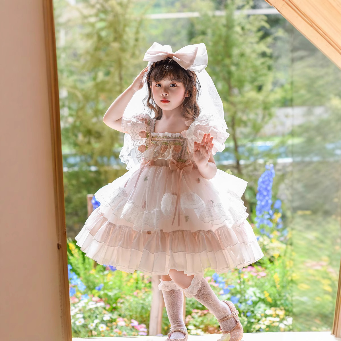 Girl's Summer Strawberry Pink Princess Dress Thin 2025 New Style Girl's Mesh Dress Lolita dress