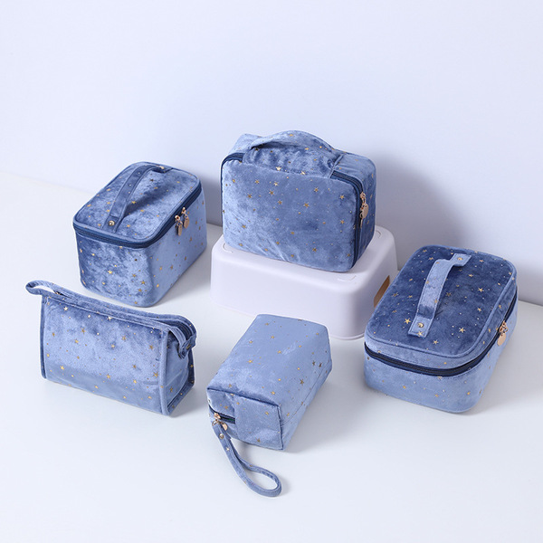 Universal breathable solid color organizer bag for traveling
