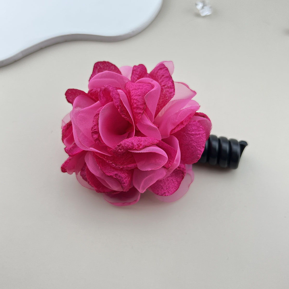 Women's Sweet Simple Style Flower Plastic Cloth Hair Tie display picture 9