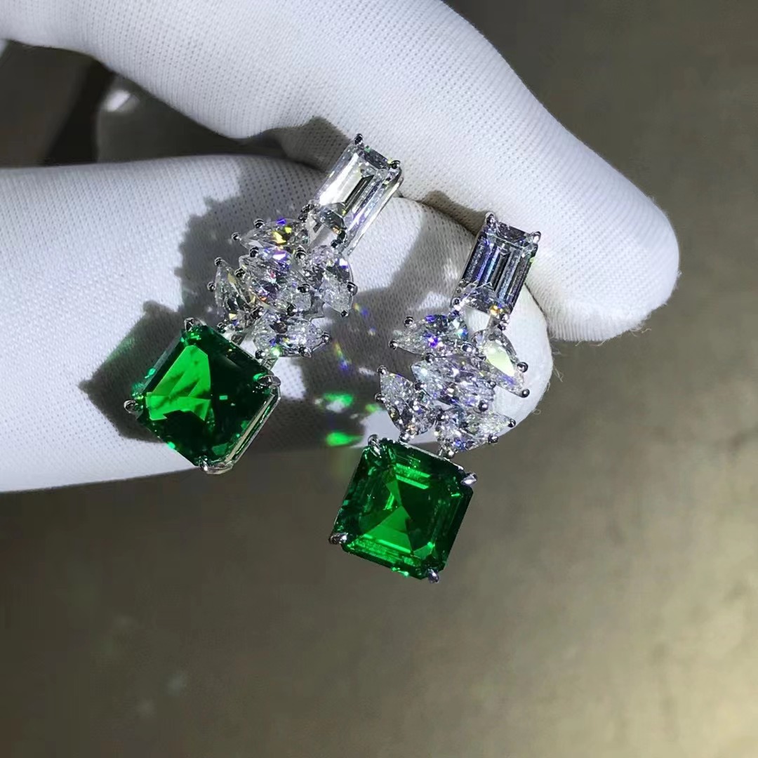 9K con pendientes de esmeralda colombiana 3.88 quilates pendientes de esmeralda con certificado internacional GRC transfronterizo