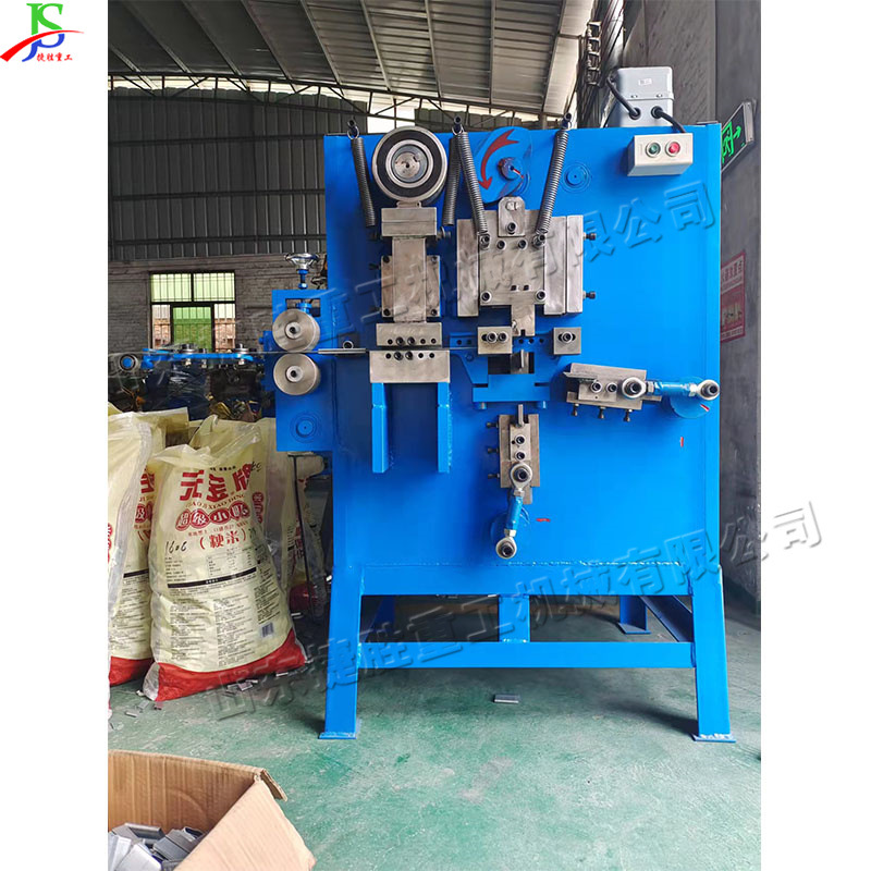 Metal embalaje hebilla máquina de alimentación automática hebilla de acero hebilla de hierro máquina de formación de bobina de acero de escritorio máquina de producción de bloqueo de embalaje
