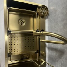 爆款金色飞雨瀑布水槽201不锈钢洗菜盆大单槽台中下盆厨房洗菜池