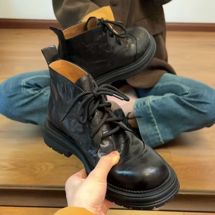 真皮复古圆头马丁靴女短靴短筒显瘦增高2025秋冬新款系带厚底单靴