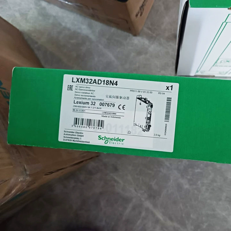 Schneider/немецко-новый оригинальный привод LXM32AD18N4/LXM32AD12N4/LXM32AD30N4 спот