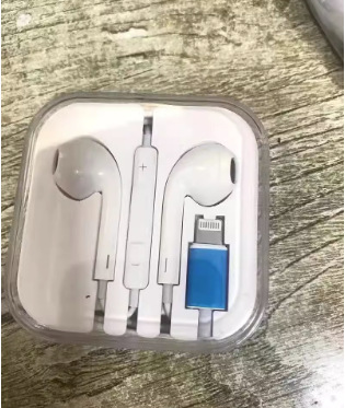 Headset Image 8
