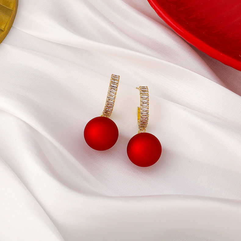 New Red Bead Petal Tassel Earrings display picture 17