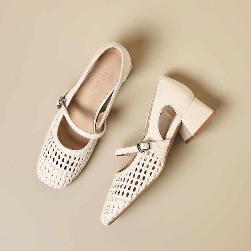 Sandal nữ quai ngang cổ điển gót vuông thoáng khí — BL735 Màu be