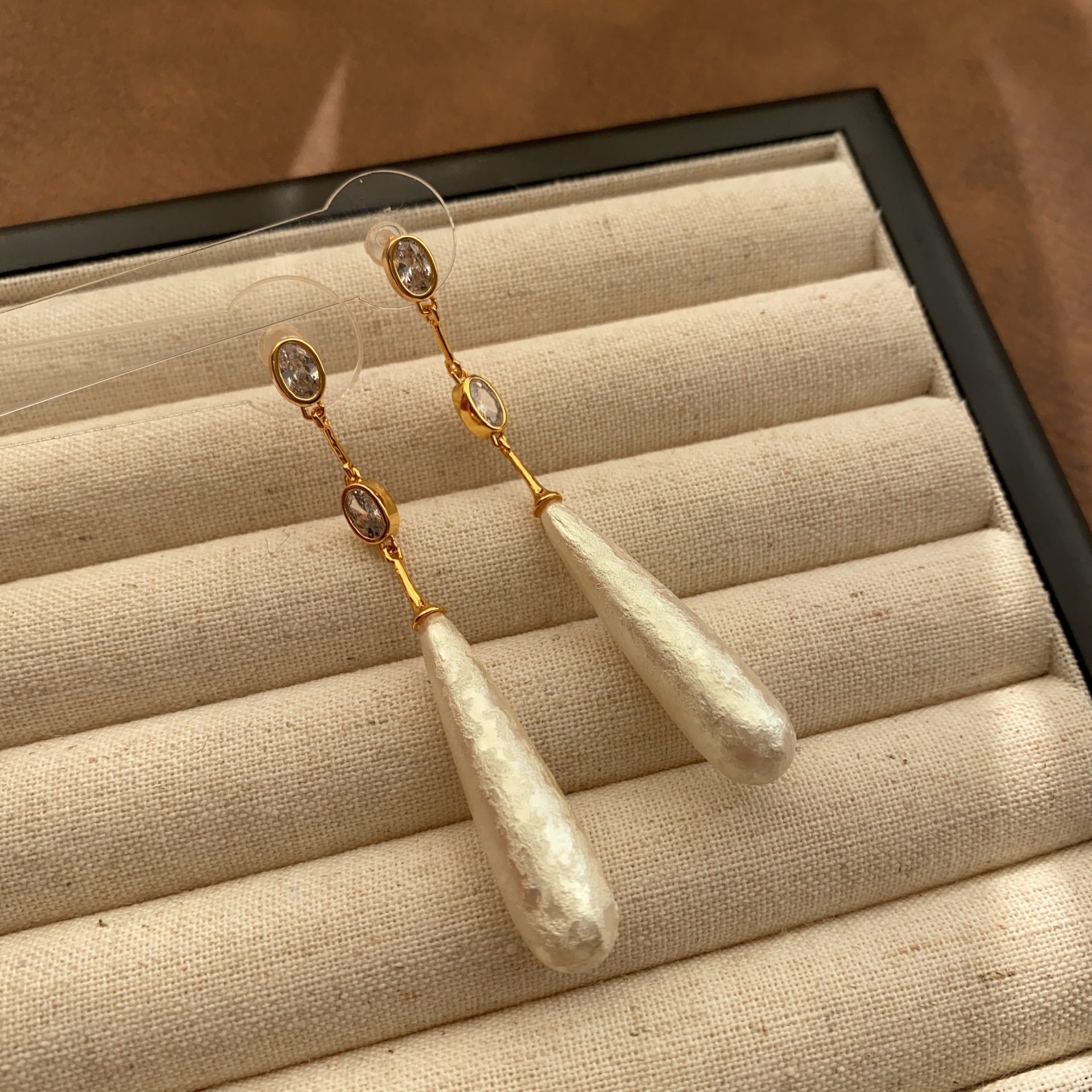 Nuevo estilo chino retro ambiente cálido nueva moda pendientes con flecos vestidos con cuentas de algodón largos pendientes con flecos