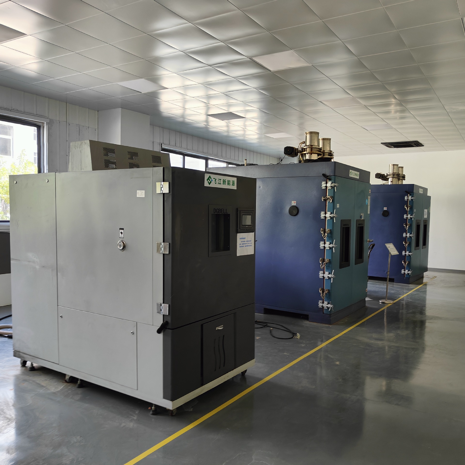 d96c3e43cc29544ecb8e66c0d402d2