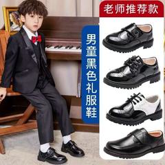 男の子の革靴学院の柔らかい底は子供の靴の新型の春秋を演じて黒い男の子の英倫春秋の学生を演出します。