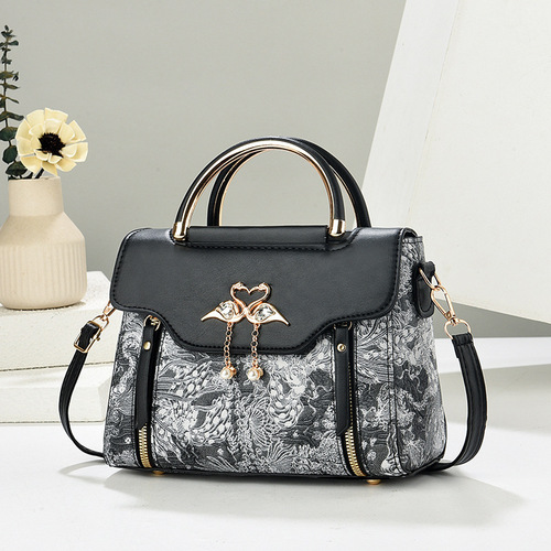 Women's 2025 Trendy New Fashionable Matchable Fairy Handbag Retro Elegant Personality Shoulder Crossbody Bag