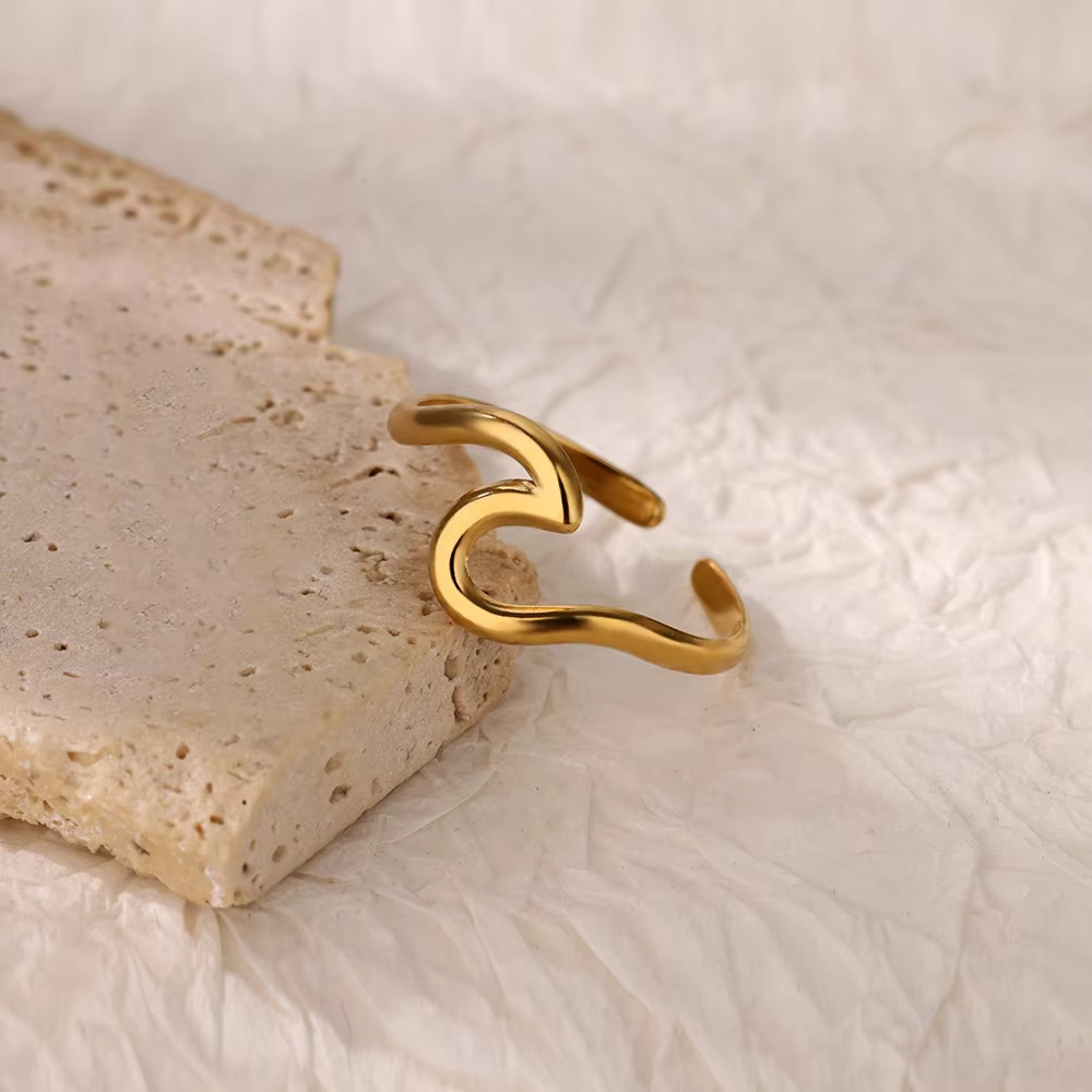 8g Weight 0.03µm-0.05µm Gold Plating Thickness PVD Coated Gold Plating Process Real Gold Plated Plating Material Stone-Free Inlay Material Open Rings Classification 1 Piece Quantity Casual, Daily Occasion 304 Stainless Steel Material Solid Color, Lines Pattern All Seasons Season Unisex Gender Simple Style, IG Style Style Waterproof Non Tarnish, Plating Craft Gold, Silver Color PVD Coated Real Gold Plated 18K Gold Solid Color Lines Titanium Steel Simple Style IG Style Waterproof Non Tarnish Open Rings 9