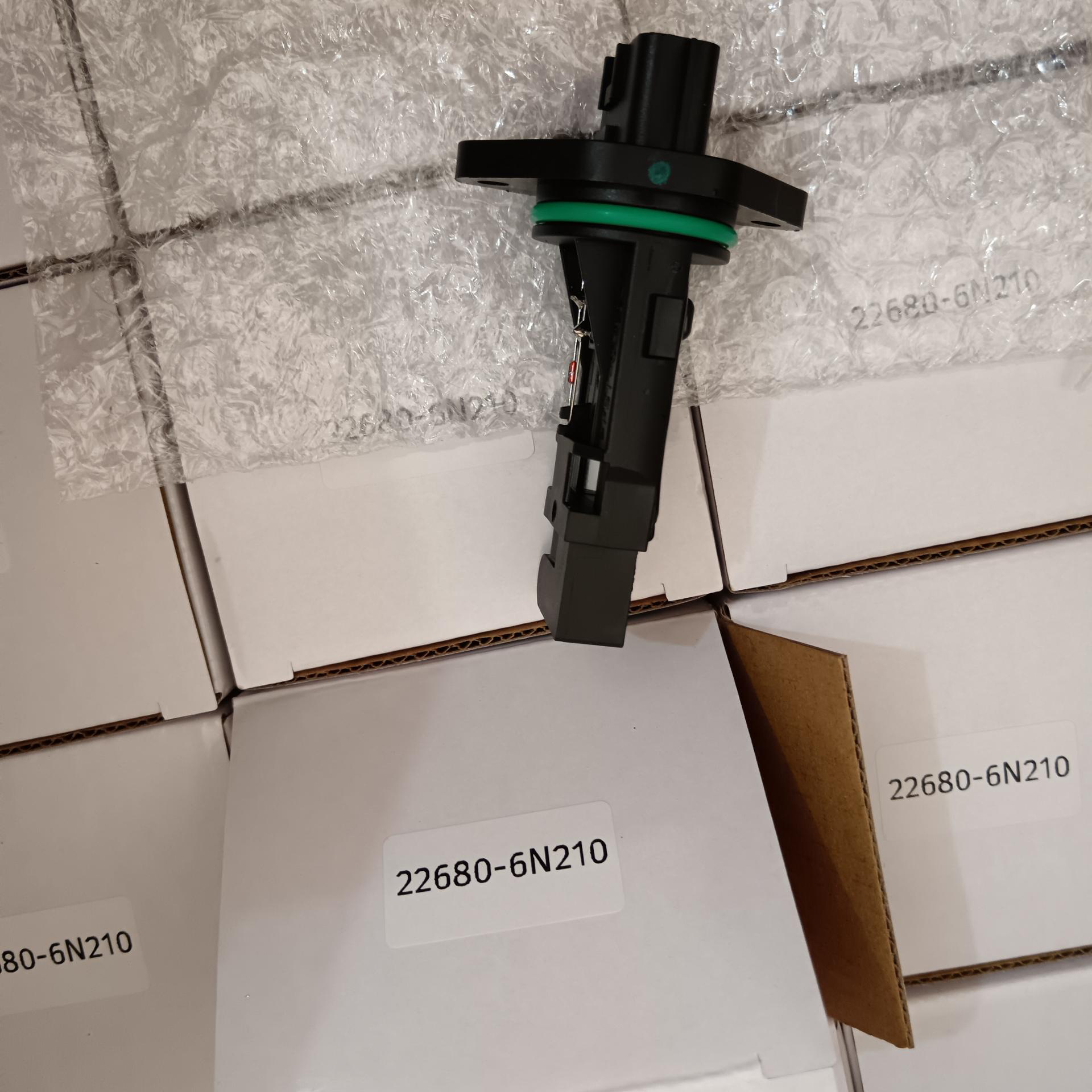 New Mass Air Flow Meter MAF Sensor 22680-6N210 For NI-SSAN