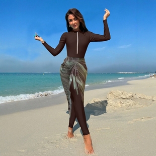 2025 new 4-piece swimsuit cross-border foreign trade Amazon printed conservative beach swimsuit seaside surfing suit for women