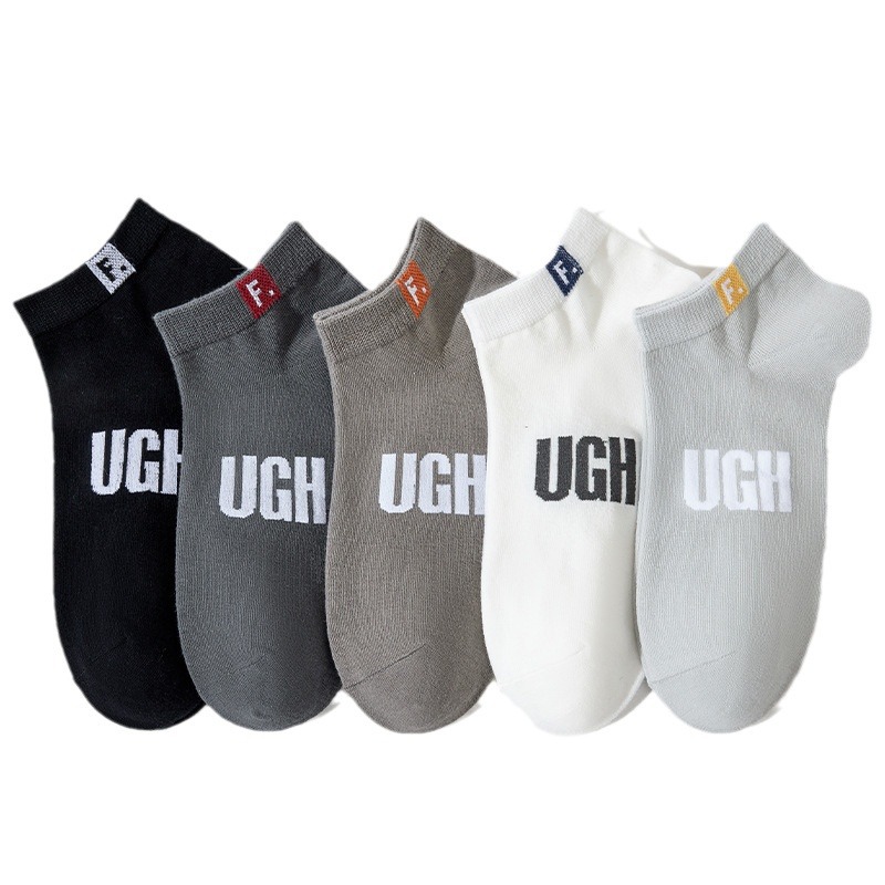 Primavera y verano nuevos calcetines desodorante para hombre calcetines de tobillo cortos de corte bajo absorbentes de sudor calcetines de marea Zhuji calcetines de algodón suave calcetines de hombre