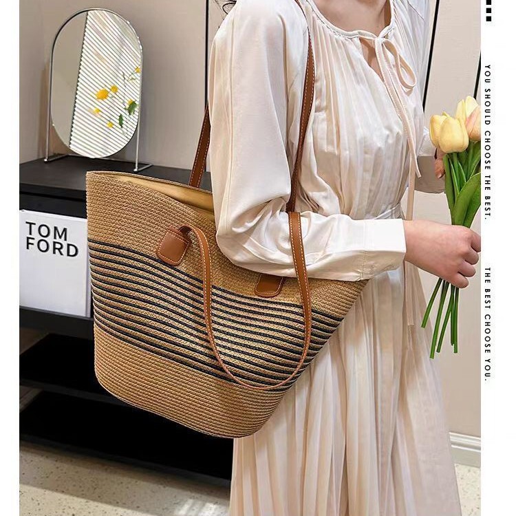 High-grade Sense Straw Bag Women's Summer Rattan Bag Tote Bag Instagram Style Single Shoulder Beach Bag for Seaside Niche Art High-grade Sense Straw Bag Women's Summer Rattan Bag Tote Bag Instagram Style Single Shoulder Beach Bag for Seaside Niche Art