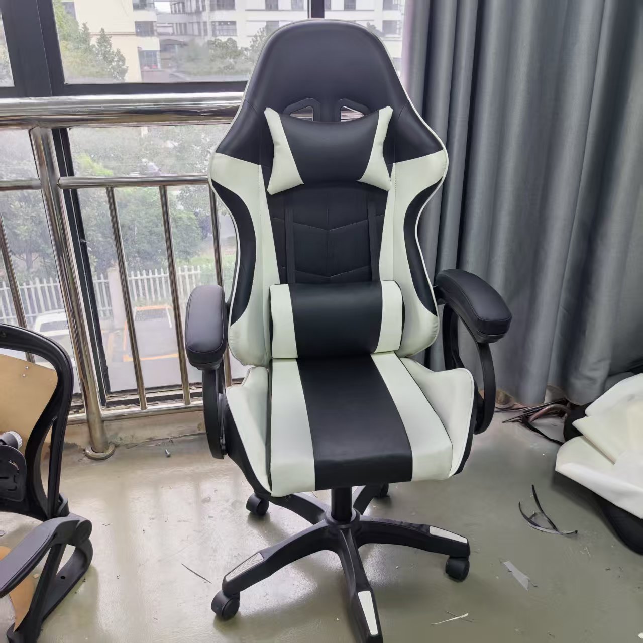 Comercio exterior transfronterizo silla de deportes electrónicos oficina doméstica Internet café comer pollo directamente para juegos silla de carreras fábrica de silla de computadora especial