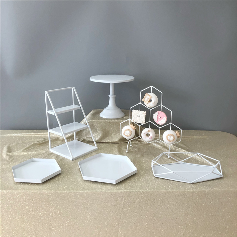Decoración de hierro forjado blanco estante de exhibición bandeja de pastel estilo europeo estante de té de la tarde estante de refrigeración de comida fría estante de almacenamiento