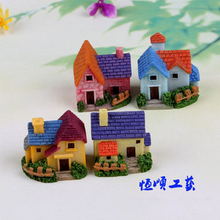 Micro-landscape European-style Country Small Bie Wild Resin Small House Fleshy Flower Pot Decoration Resin Crafts Decoration House