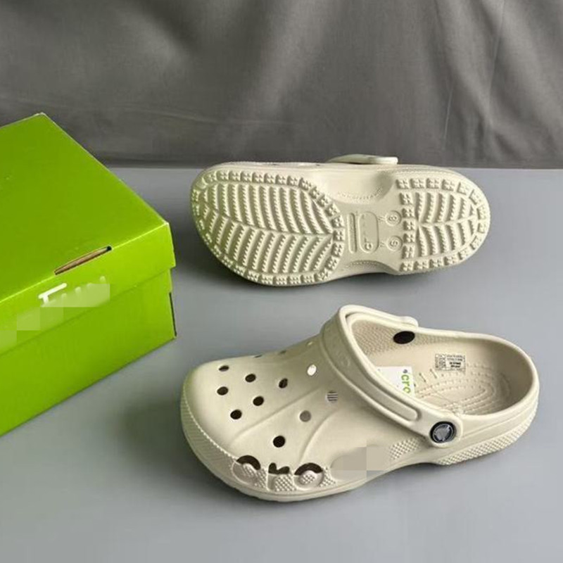 Classic clogs for summer, lightweight and comfortable for couples to wear outside, soft-soled non-slip sandals, Baya beach slippers for women Classic clogs for summer, lightweight and comfortable for couples to wear outside, soft-soled non-slip sandals, Baya beach slippers for women