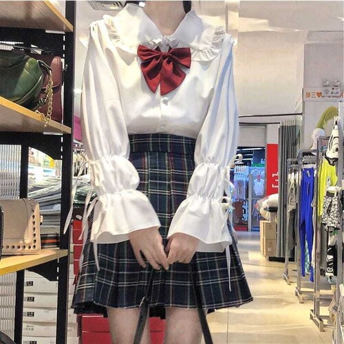 White Collared Shirt with Japanese Soft Girl Style Frill Collar, Long-Sleeved Women's Top for Early Autumn, Design-Oriented, Unique and Unconventional