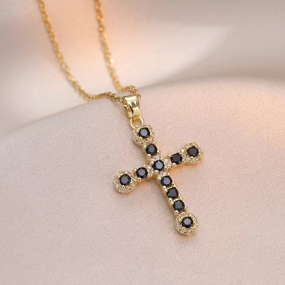 Wholesale Jewelry Shiny Cross Titanium Steel Zircon Inlay Pendant Necklace Cable Chain display picture 3