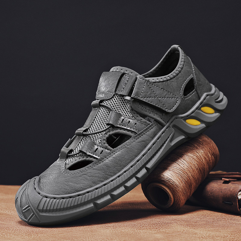 Sandalias transfronterizas Moda para hombres Baotou Jóvenes estudiantes Zapatos de playa Sandalias y zapatillas deportivas para hombres Zapatos de moda al por mayor