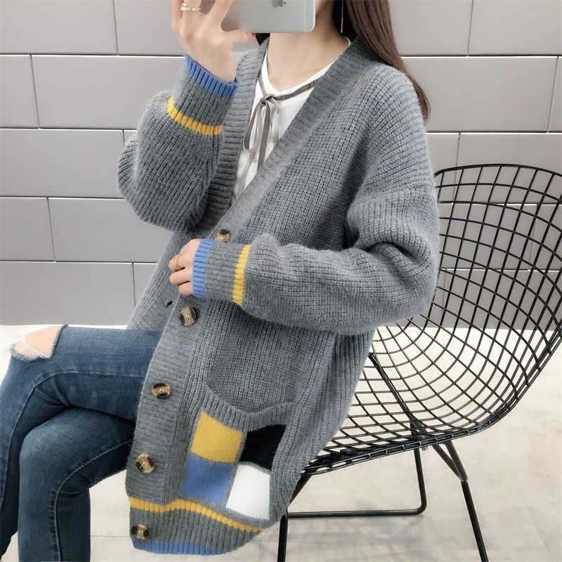 2025年女性用遊び心のある人気セータージャケット、春、秋、冬のゆったりとしたミドル丈スタイル、女性用のとてもフェアリーでスタイリッシュなカーディガン|undefined