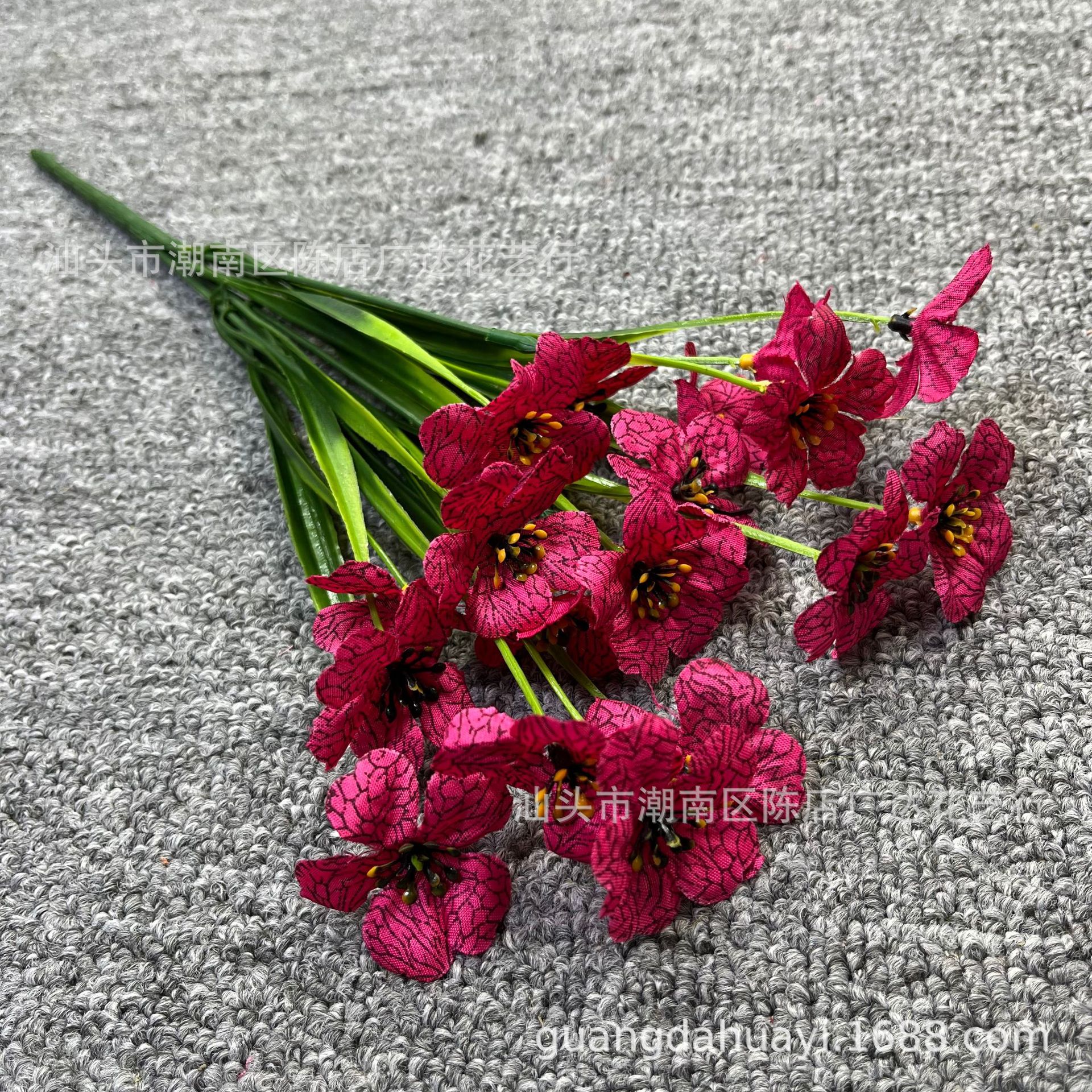 5 cabezas de hierba primaveral serigrafía violeta ciruela roja (color caliente)