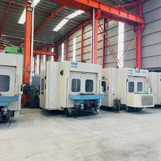 转让二手日本OKK HM60卧式加工中心刀库:40把 承重:900kg
