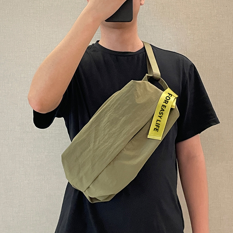 짙은 녹색