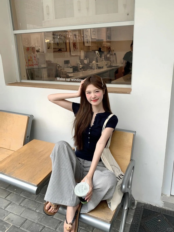 韩系穿搭亨利领正肩短袖t恤女夏季2025新款修身显瘦收腰百搭上衣|undefined