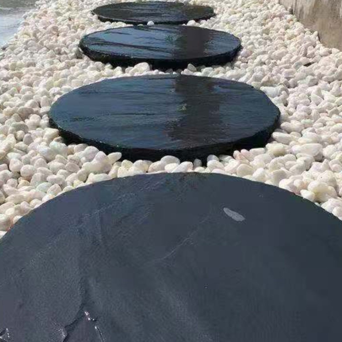 Круглый диаметр 50 см, толщина 3-4 см