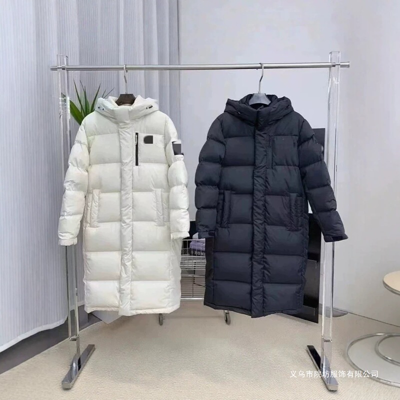 American version of The North Face long over-the-knee unisex cold-proof warm hooded thickened down jacket American version of The North Face long over-the-knee unisex cold-proof warm hooded thickened down jacket