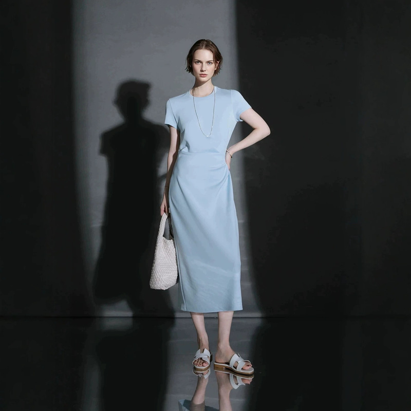 Summer New Fashion Casual Round-Neck Mid-Length Dress 2026 New Style Twist Pleat Design Slimming Three-Dimensional Waist-Cinching Long Dress Summer New Fashion Casual Round-Neck Mid-Length Dress 2026 New Style Twist Pleat Design Slimming Three-Dimensional Waist-Cinching Long Dress