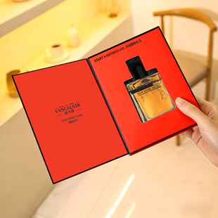 ����ɯޱ�Z�~�s��ˮ50ML���³־�������ˮ��������Y����ˮ���l