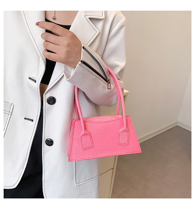 Women's Small Pu Leather Solid Color Streetwear Square Magnetic Buckle Square Bag display picture 9