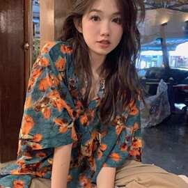 沙滩度假风复古港味波点短袖花衬衫女夏季设计感小众薄款宽松衬衣