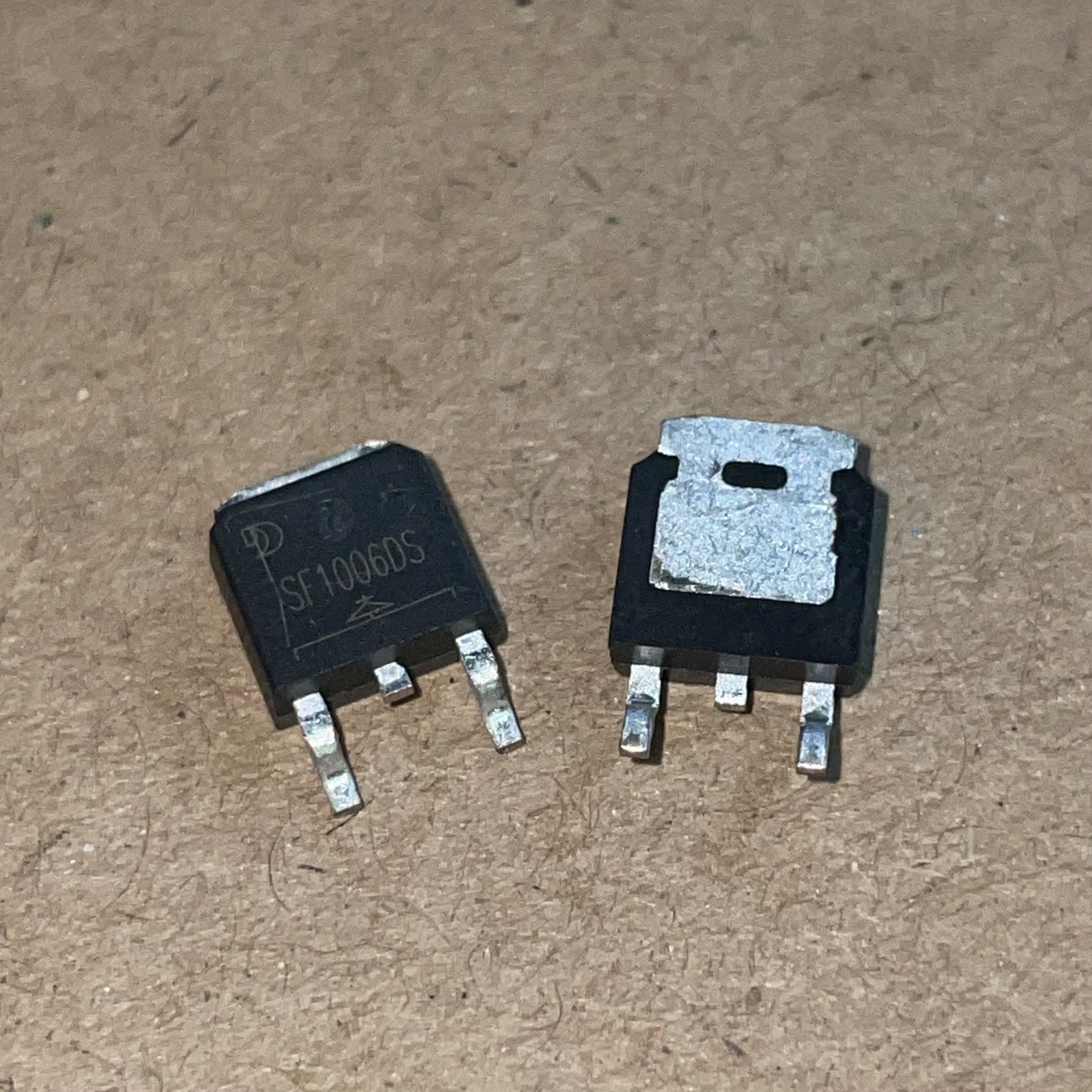 晶导微 SF1006DS TO252 600V 10A 快恢复二极管