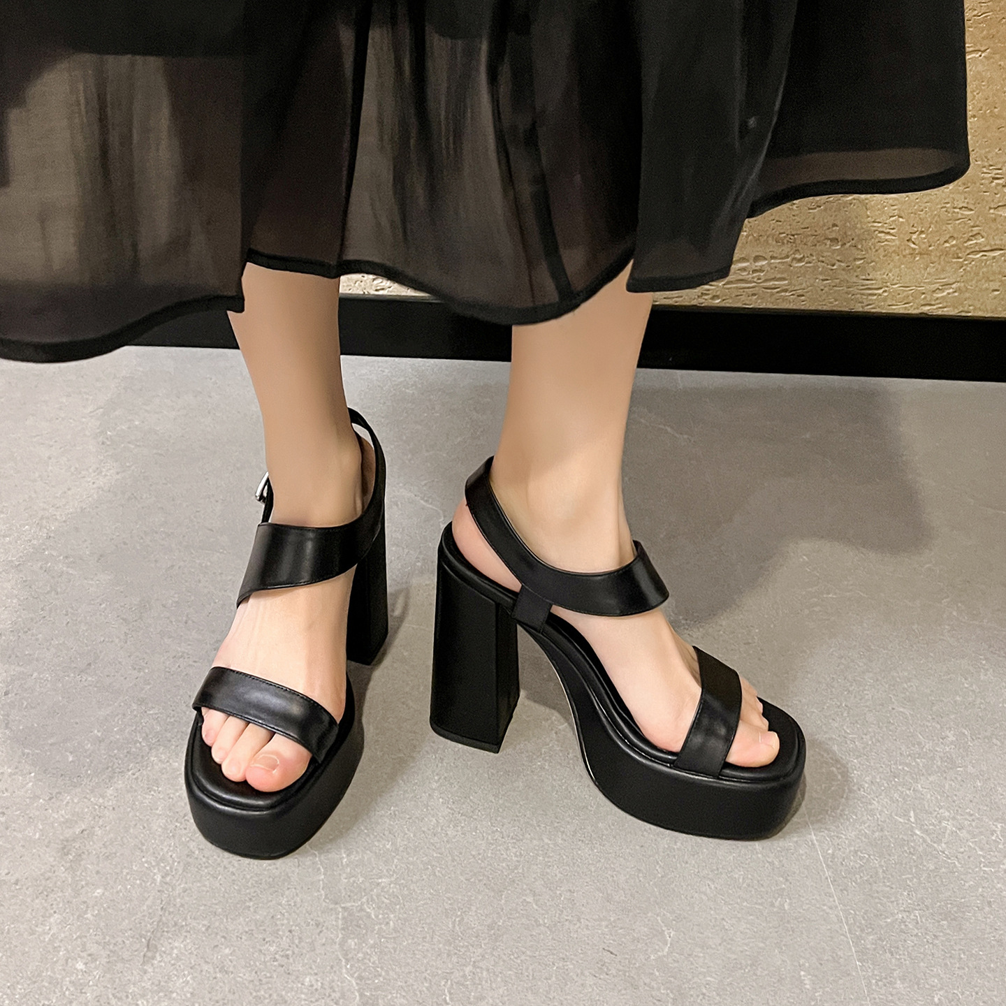 Sandal cao gót nữ mũi vuông quai ngang đế platform gót 12 cm — màu đen, màu trắng ngà