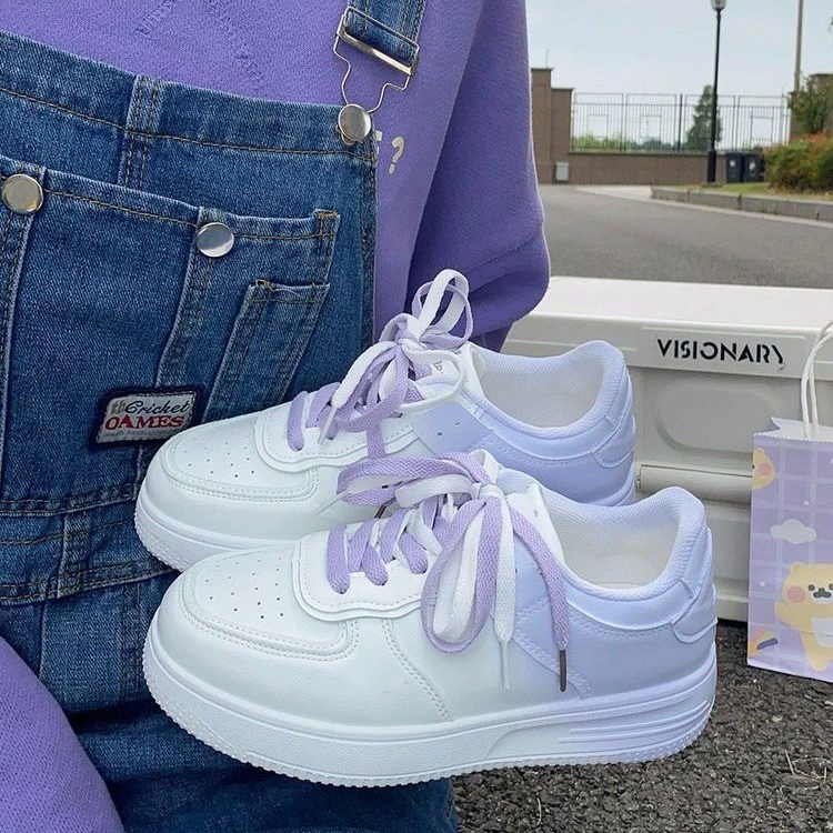 Белые туфли, женские весенне-осенние дизайнерские туфли, 2022, новый стиль, обувь для досок, дышащая обувь с градиентом, модные туфли на толстой подошве