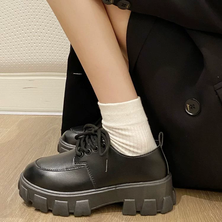 Туффиновые туфли в британском стиле маленькие кожаные туфли женские 2024 новые туфли на толстом каблуке Lefu женские туфли с круглой головкой на шнуровке